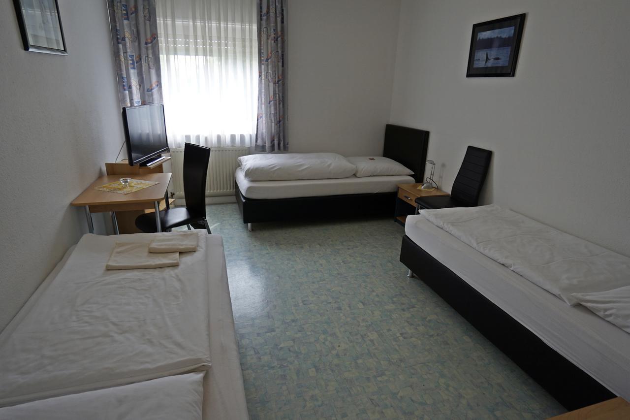 Gastehaus Am Riedweg Otel Mannheim Dış mekan fotoğraf