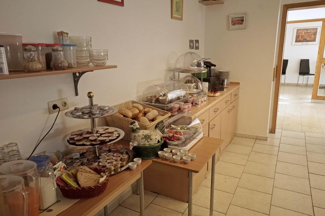 Gastehaus Am Riedweg Otel Mannheim Dış mekan fotoğraf