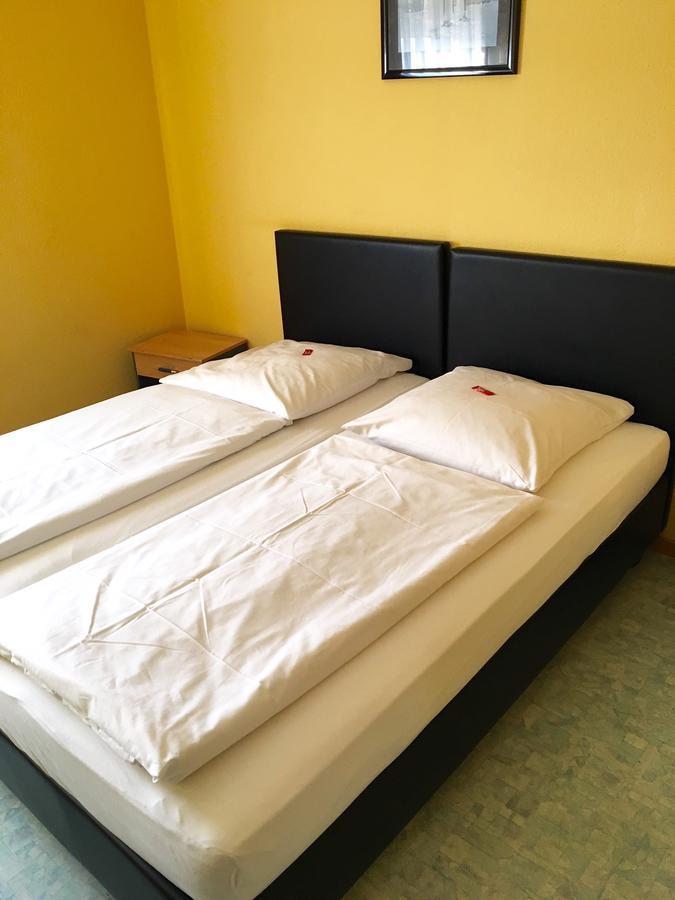 Gastehaus Am Riedweg Otel Mannheim Dış mekan fotoğraf
