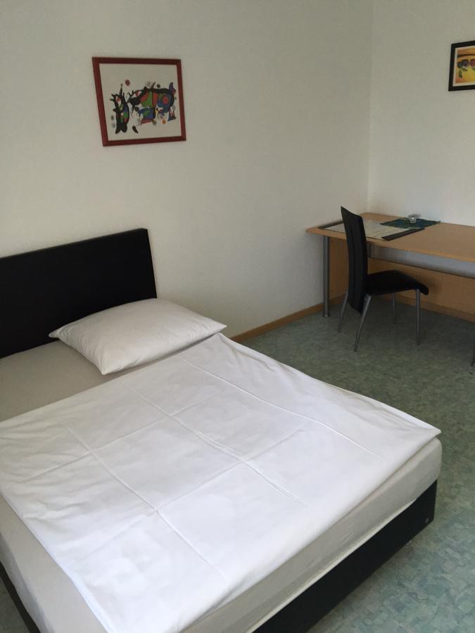 Gastehaus Am Riedweg Otel Mannheim Dış mekan fotoğraf